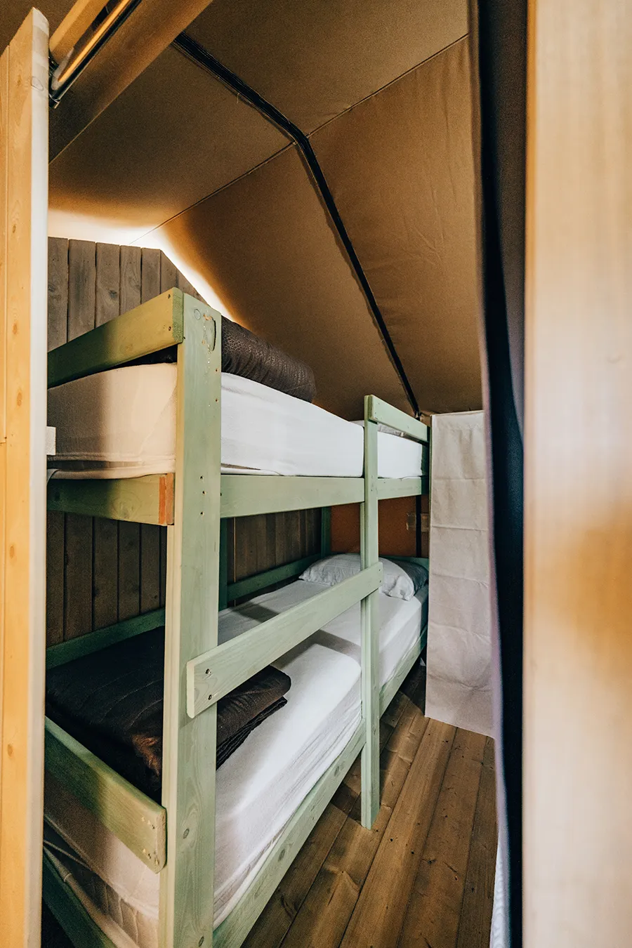 Structure detail: Room4